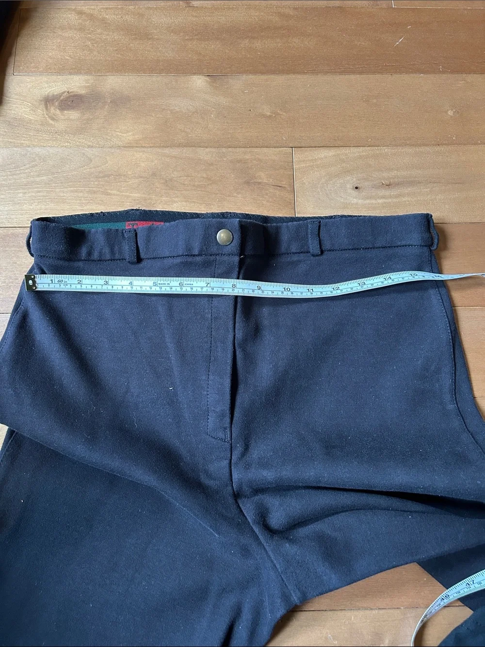 Tuff Rider 36L knee patch breeches - Picture 3 of 5